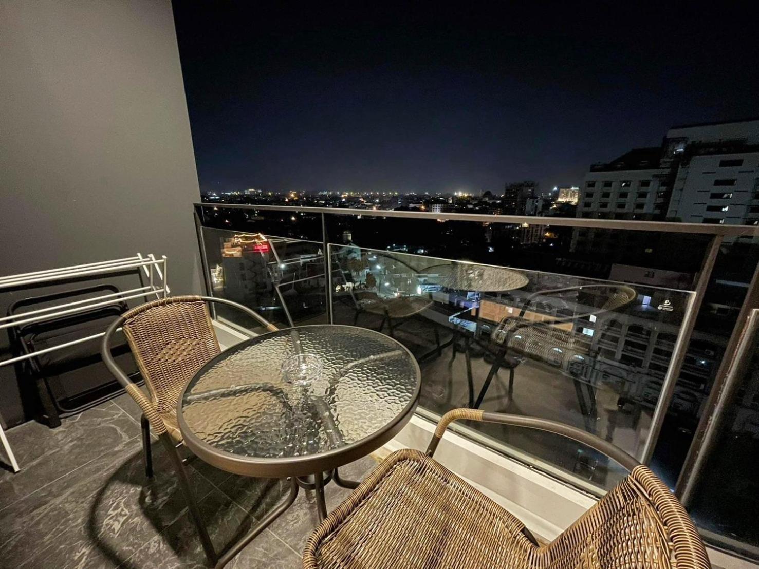 The Astra Sky River Condo Chiang Mai Eksteriør billede